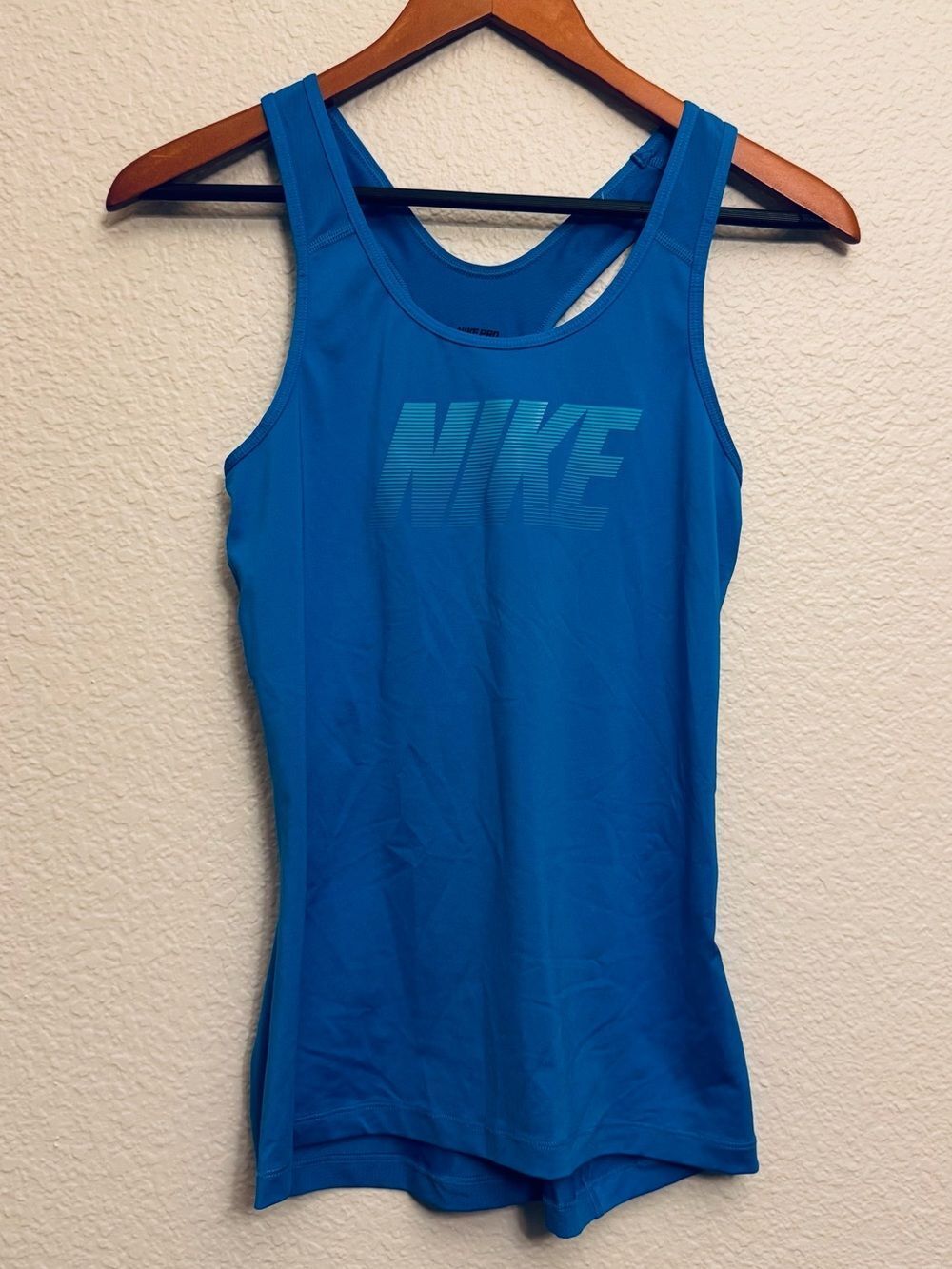 Nike Women's Blue Lightweight Active Tank Top S